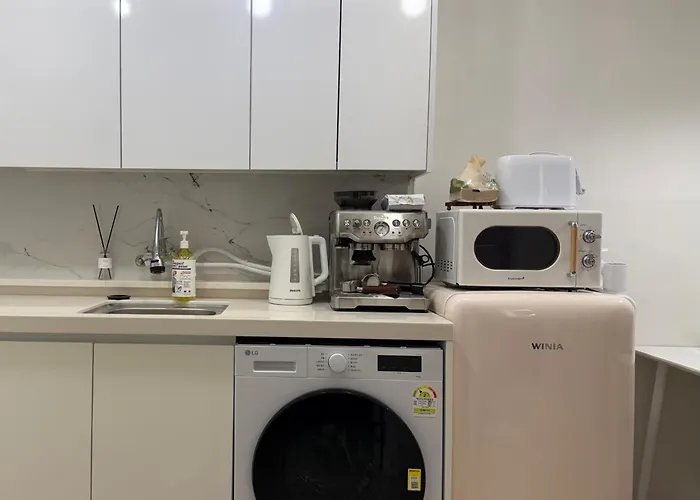 Roasterblock 2br Flat 33m2 Near Hongdea By The Hanriver * 서울특별시